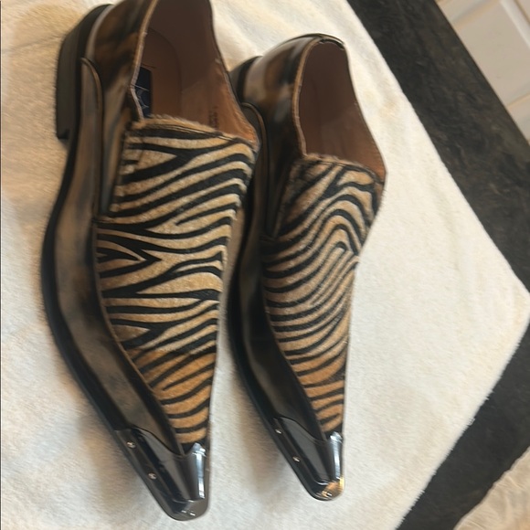 Stylish Zebra Patterned Men's Shoes